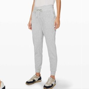 Lululemon Warm Down Jogger Velour Heathered Core Ultra Light Grey Size 4